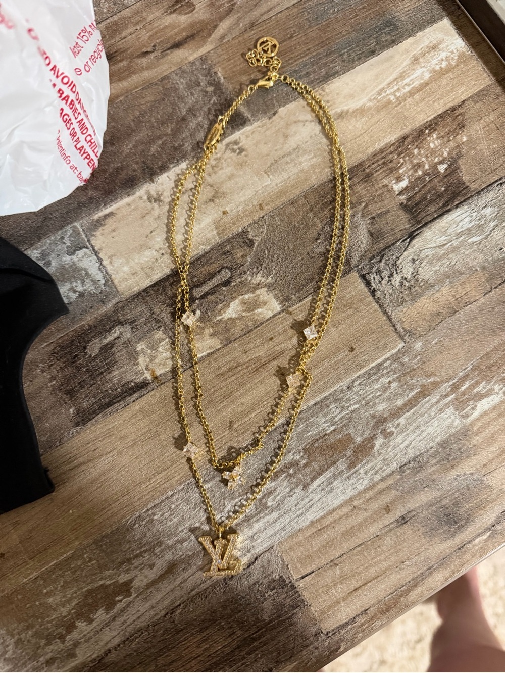 Gold Layered Pendant Necklace - Women Jewelry
